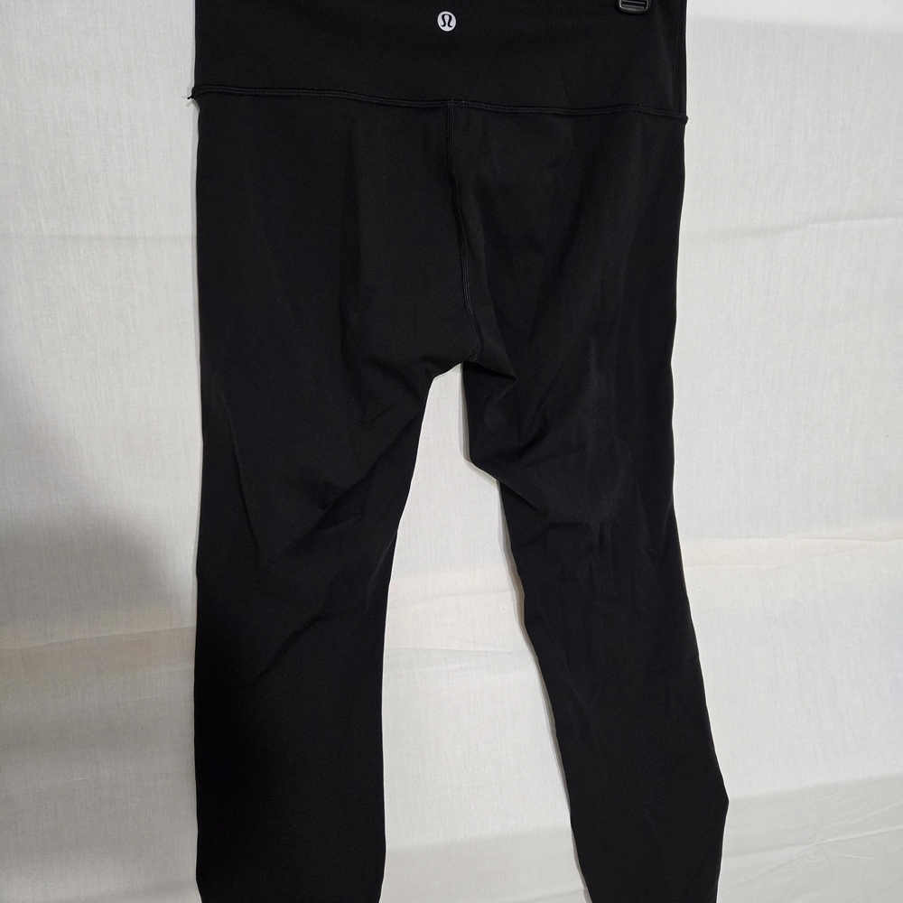 Lululemon Athletica Black Leggings with Tapered Design‎ - Picture 4 of 6